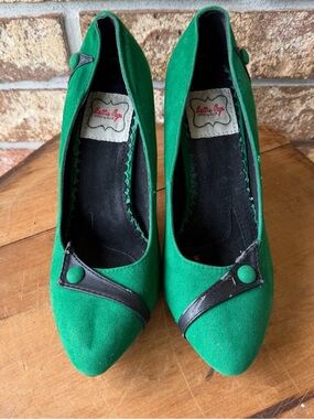 Vintage Bettie Page Shoes by Ellie Women’s Size 8 Good Slightly Worn Condition